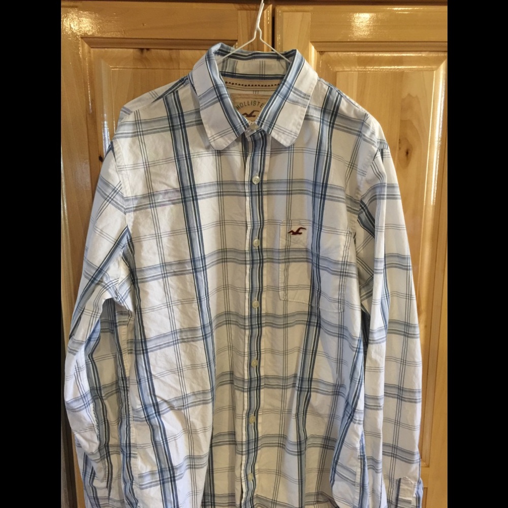 Hollister shirt